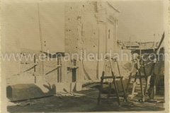 Manlleu. 12 de gener de 1942. fase de reconstruccio de l'esglesia parroquial.